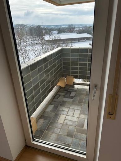Renovierte 2.5 Zimmer Wohnung mit Balkon im Zentrum von Weiden – Balkon