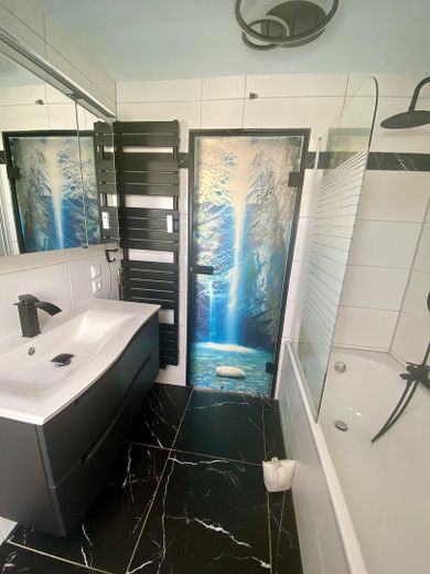Preisreduzierung für Schnellentschlossene – Bad mit Wanne