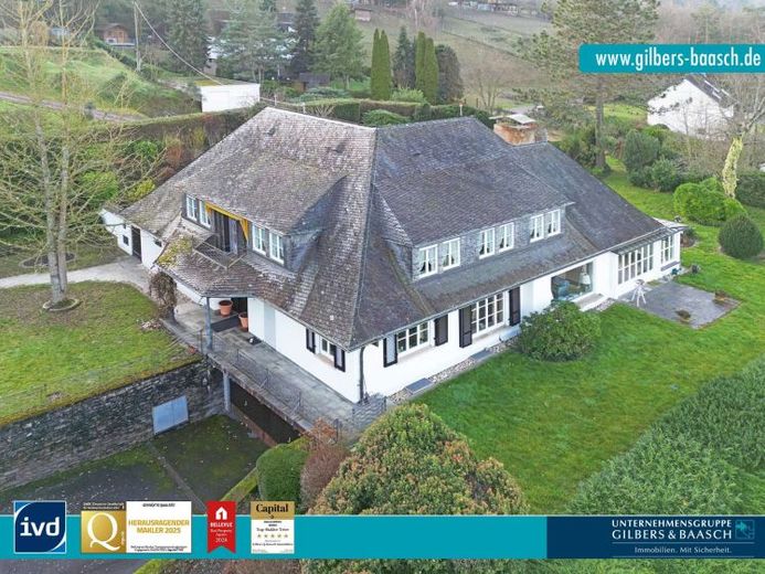 Leiwen: Exklusive Mietvilla mit Indoor-Pool, Sauna und Wintergarten – Foto 1
