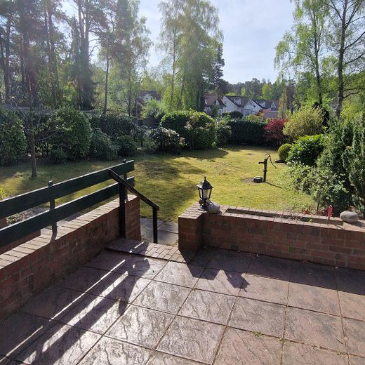 EFH in guter Wohnlage auf 1.900 qm Eigentumsgrundstück - provisionsfrei – Terrassenblick in den Garten