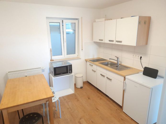 Möblierte 2-Zimmer-Wohnung in Uni-Nähe – Perfekt für WG! – Küche