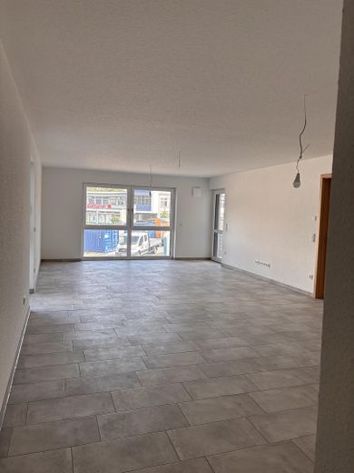 Wohn- Essbereich mit o. Küche