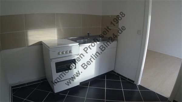 Nähe U-S Bahn - SüdBalkon teils WG - Mietwohnung – G0036571