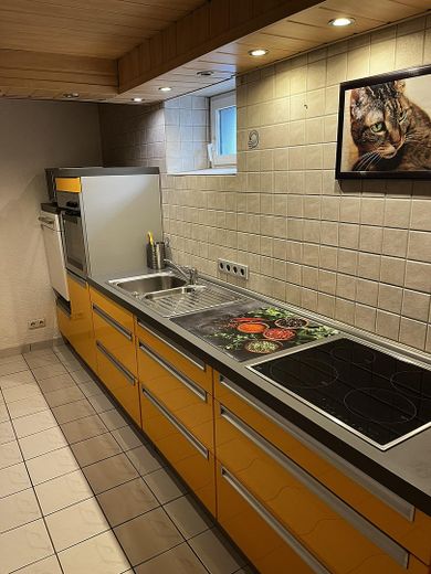 Wackersdorf / Meldau – Großzügiges Ein-/Zweifamilienhaus mit Einliegerwohnung und PV-Anlage – Küche Einliegerwohnung