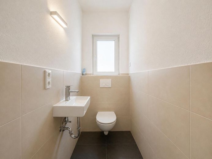 Provisionsfrei: Kernsaniertes Mehrgenerationenhaus mit 649 m² Grundstück & Erweiterungspotenzial – Foto 17