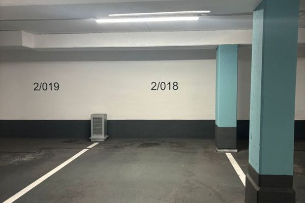 Abgeschlossener Tiefgaragenstellplatz in Heidelberg Handschuhsheim zu vermieten