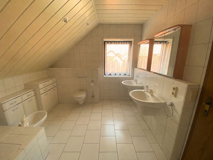 Wellness included: Detached single-family house with sauna in Erfurt-Stotternheim – Bad