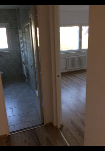 Bad und Schlafzimmer