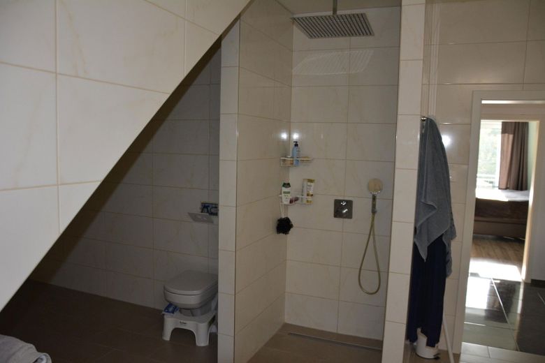 Badezimmer 2. OG Haus 1