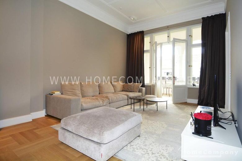Appartamento duplex di lusso nel cuore di Charlottenburg, Berlino, arredato. – a50f095db65e4c4509c86915178eda3b9fc94efa.jpg