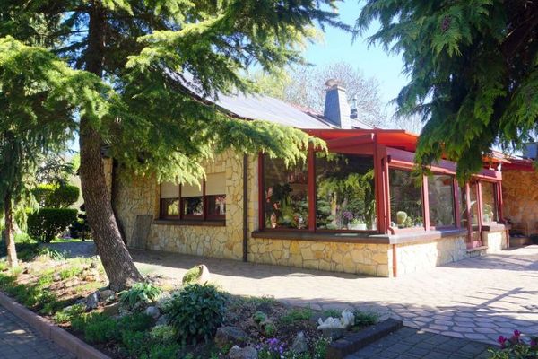 Einzigartiges Anwesen im mallorquinischen Stil mit paradiesischer Pflanzenvielfalt