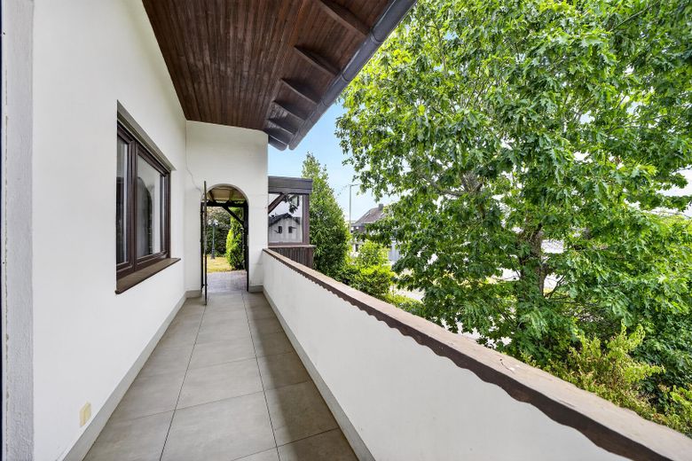 Großzügiges Wohnen mit schönem Garten – Einfamilienhaus mit Einliegerwohnung – Balkon