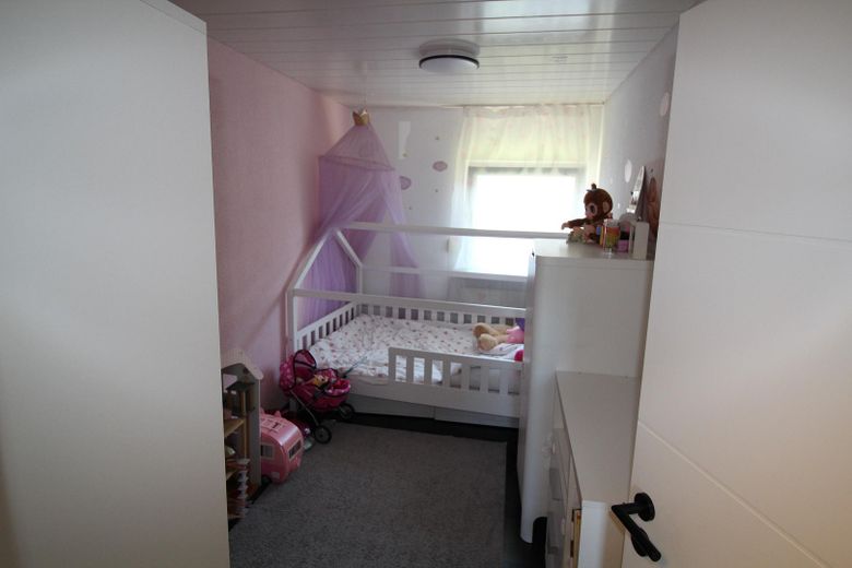 Modernisierte 3+1 Zimmer Wohnung mit Gartenanteil und Garage in Ebersbach an der Fils – Foto 8