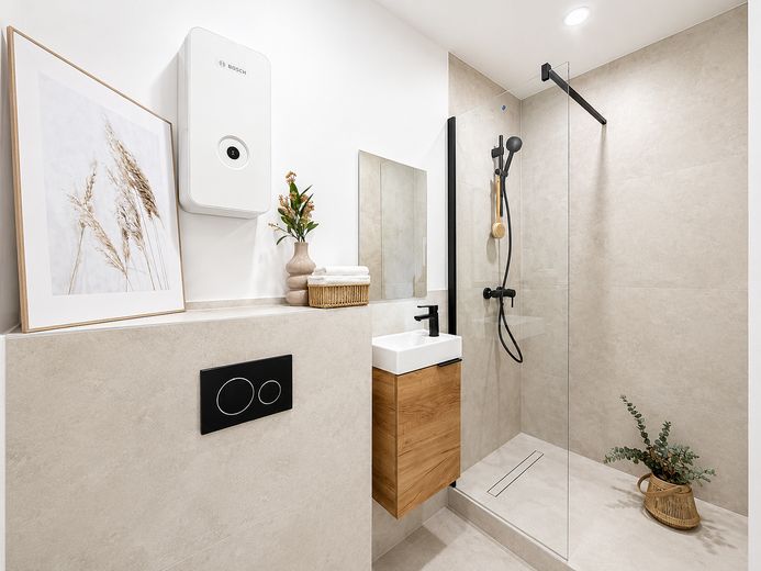 *NEU & PROVISIONSFREI* Top sanierte 3,5-Zimmer-Wohnung mit Balkon in Essen-Haarzopf – Gäste WC mit Dusche