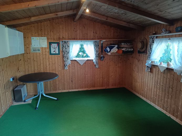 Traumhaus mit Sauna & großzügigem Gartengrundstück in Aurich-Wiesens – Provisionsfrei – Gartenhaus Innenansicht