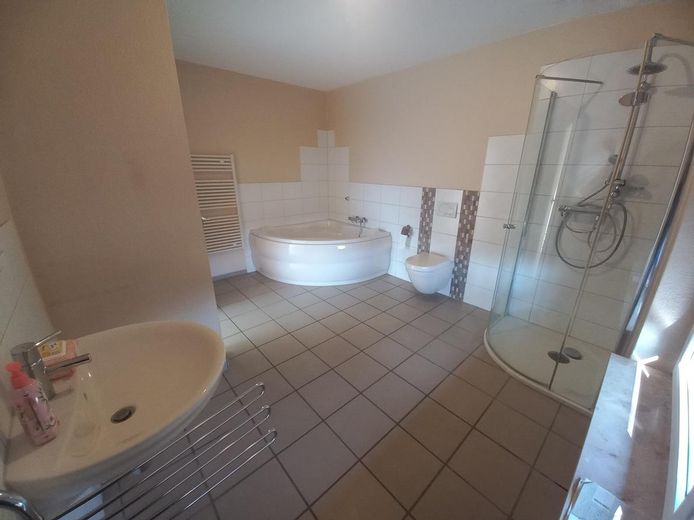 *PROVISIONSFREI* in Lüdinghausen- Einfamilienhaus, Mehrgenerationhaus, Kapitalanlage – EG BAD