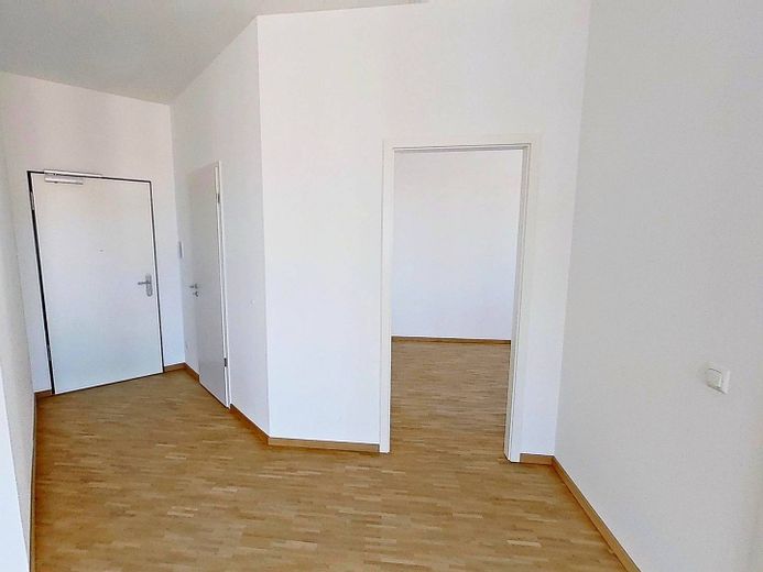 HOGAR DE ENSUEÑO EN PRIMERA OCUPACIÓN: Luminoso piso de 3 habitaciones con COCINA AMUEBLADA – Eingangsbereich