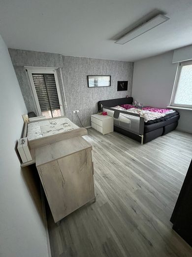 Ampio appartamento di 4 locali con 139m² di superficie abitabile a Kranüchel – Foto 10