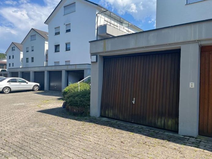 Aidlingen: 2-ZW in idyllischer Wohnlage mit Balkon & Garage – Foto 1