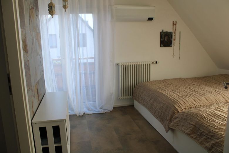 DG - Schlafzimmer 1