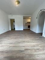 3-кімнатна комфортна квартира на 1-му поверсі – Wohnzimmer u. Küche