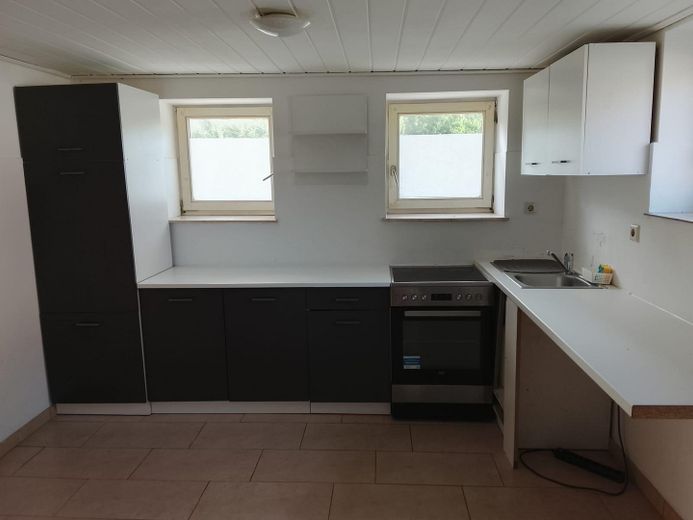 🏡 2,5-Zimmer-Wohnung mit Terrasse & Garage in Neuenkirchen-Vörden – Küche