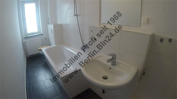 Wohnung mieten - - 3er WG tauglich Wannenbad – G0034972