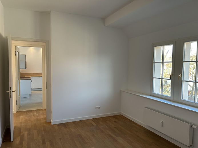 Splendido appartamento di nuova costruzione con 3 locali nel "Schweizer Viertel"! Senza commissioni! – Schlafzimmer