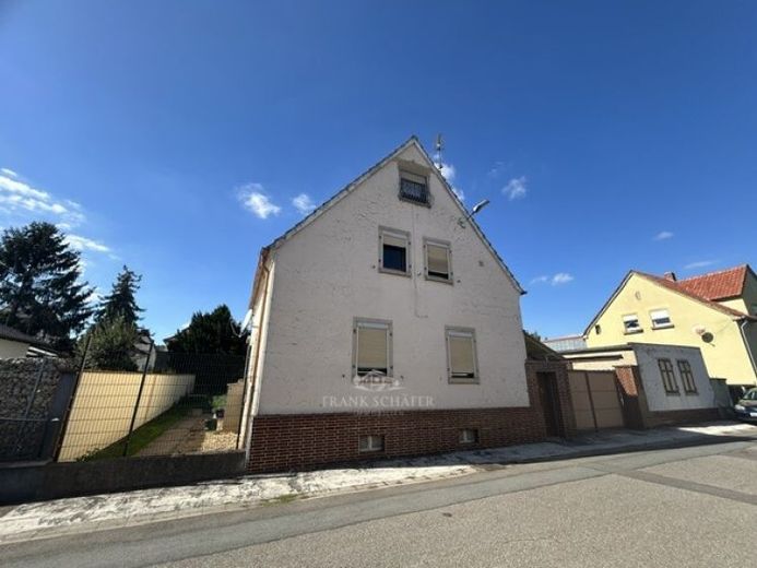 Bockenheim: 724 m² Grundstück | ca. 137 m² Wohnfläche | 5 Zimmer | Scheune | kurzfristig verfügbar – Foto 1