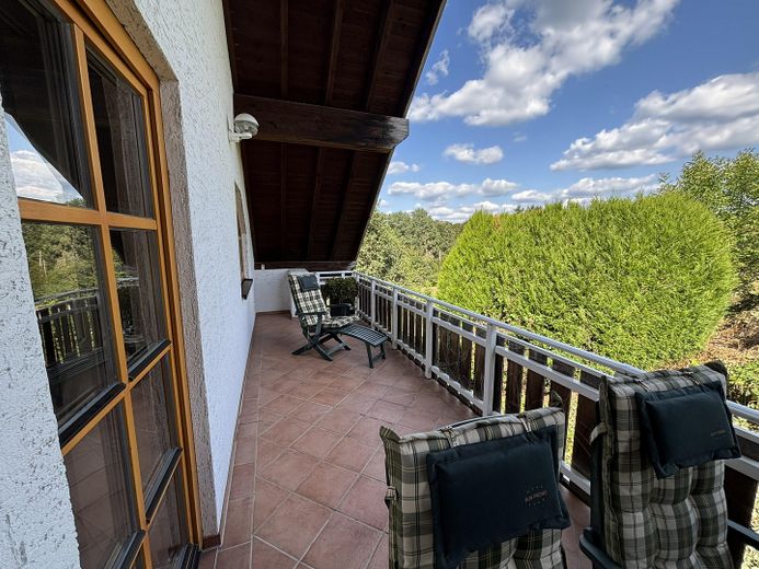 Versatile space wonder in a quiet prime location: your new home or a smart investment! – DG Terrasse