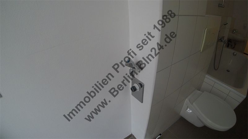 Mietwohnung - ZweitBezug nach Sanierung + Dielen OstBalkon – G0010093
