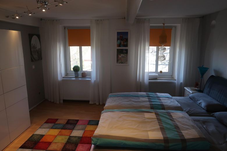 Schlafzimmer DG 