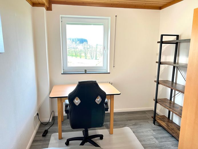 Schlaf-/Arbeitszimmer