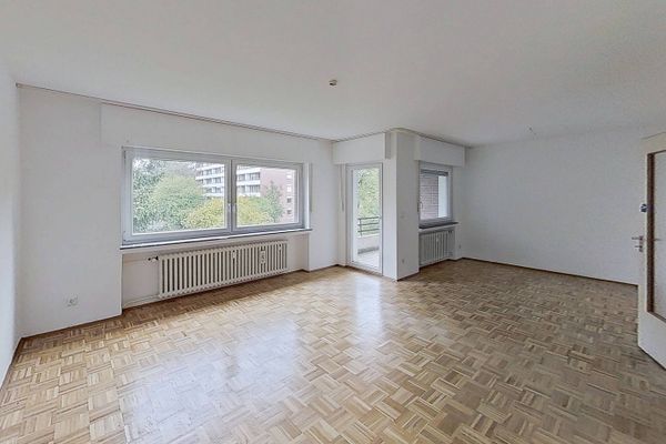 Schön geschnittene 2-Zi.-Whg. mit BALKON und Wannenbad in Bielefeld-Senne