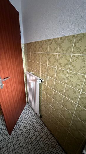 klimatisierte - 3-Zimmer Wohnung (OG) - mit Balkon in Andernach – vor der Sanierung - 2024