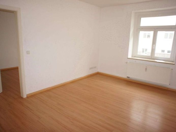 Frei ab SOFORT - Balkon +Bad mit Fenste - Lift – Photo 1
