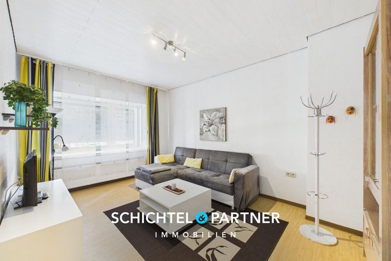 Hastedt | Attraktives Reihenmittelhaus für Investoren in zentraler Lage – S&amp;P | Wohnzimmer