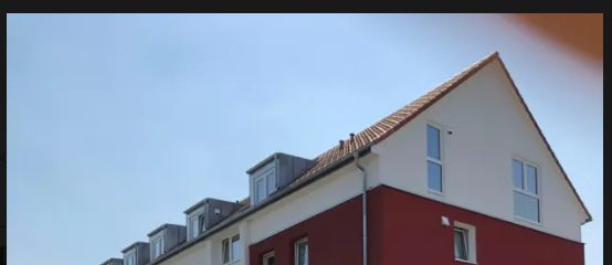 Moderno ático de 4 hab. | 92 m² | Logia orientada al sur y soleada | Cocina | techos altos | 2 plazas de aparcamiento – Neue Fassade