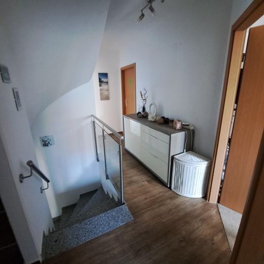 ADOSADO DOBLE TOP de 125 m², hasta 6 habitaciones, SIN comisión – Flur 1 OG