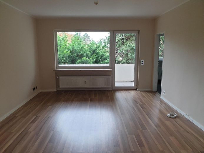 Accogliente monolocale nel cuore di Bad Vilbel - E04 - piano terra, centrale – Wohn- und Schlafzimmer