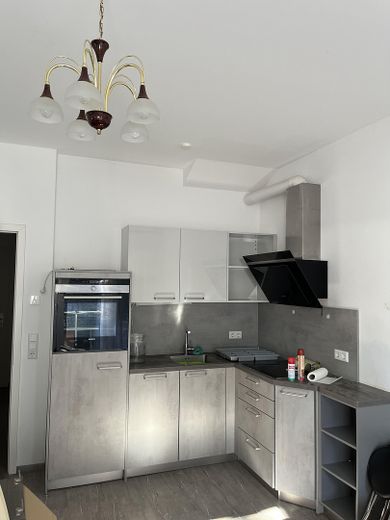 Nachmieter/in für mod. Neubauwohnung (2018) mit Dachterrasse gesucht – Einbauküche mit Elektrogeräten