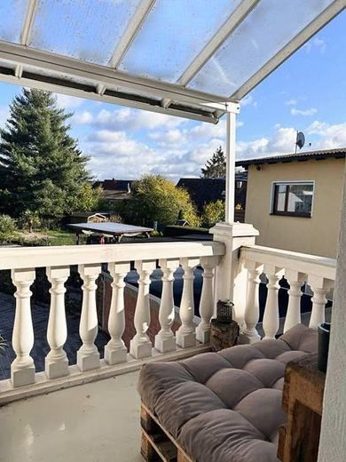 Überdachter Balkon