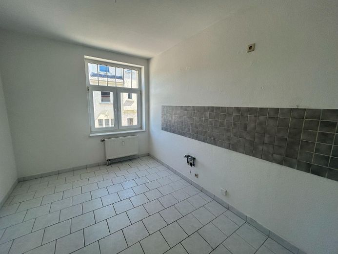 ***Helle 3-Raum-Wohnung in Hohenstein-Ernstthal*** – Küche