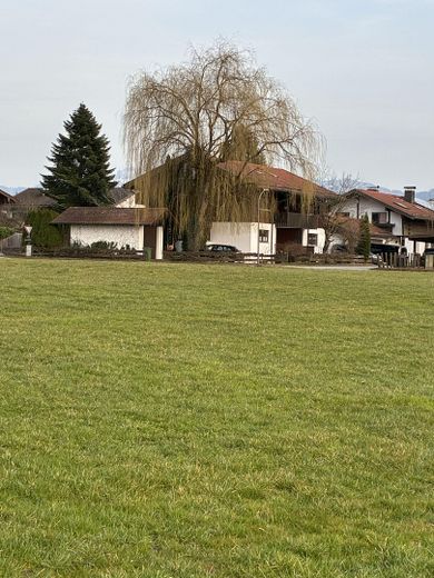 Багатофункціональна мезонет / сутеренна квартира 83 +42 м²  у природній місцевості - багатофункціональний гараж – Haus von Westen