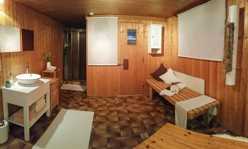 Traumhaus mit Pool & Sauna – Ihr Familienidyll in Stuttgart-Steinhaldenfeld – Saunabereich im Keller