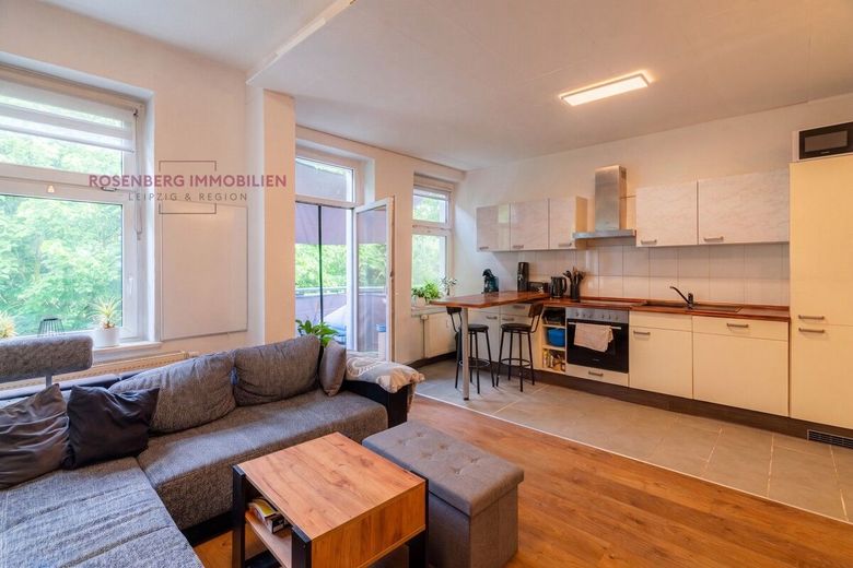 Vermietete 2-Zimmer-Wohnung mit Balkon - 
solide Kapitalanlage in Leipzig-Engelsdorf – Immobilie in Leipzig_Engelsdorf_zu verkaufen_2-Raum_Wohn-&amp; Kochbereich
