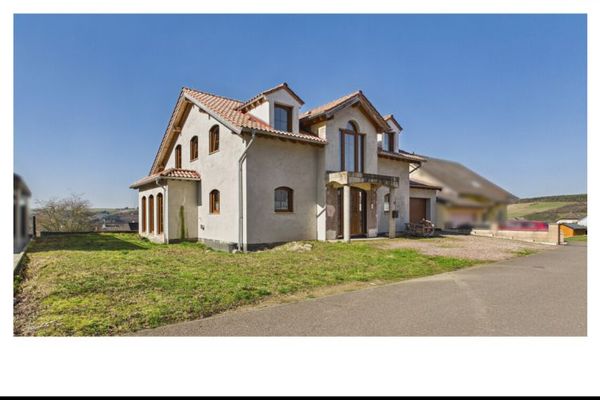 Stilvolles Einfamilienhaus mit traumhaftem Weitblick