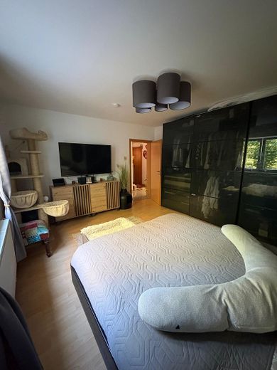 Appartamento di 90 m² con 3 locali, terrazza, cucina componibile e posto auto – Foto 4