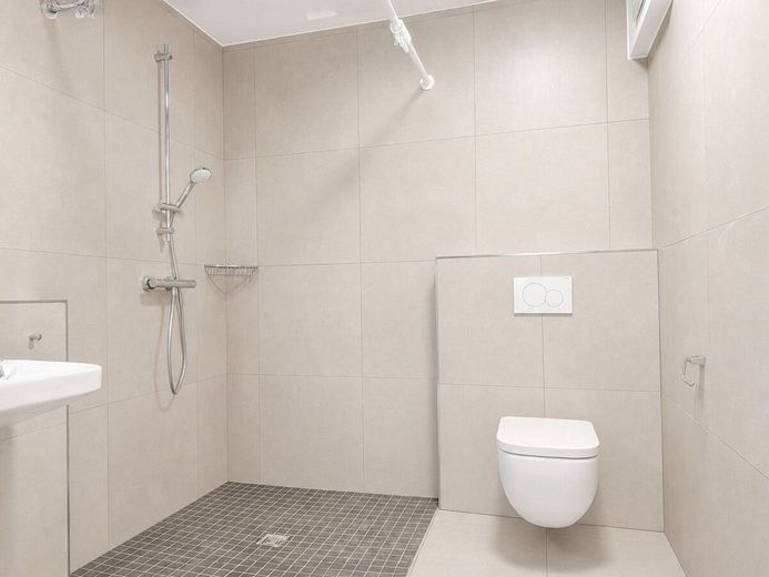 Mehr als ein Apartment - Modernes Wohnen mit Komfort und Service! Einbauküche, Internet uvm. – Beispiel Badezimmer