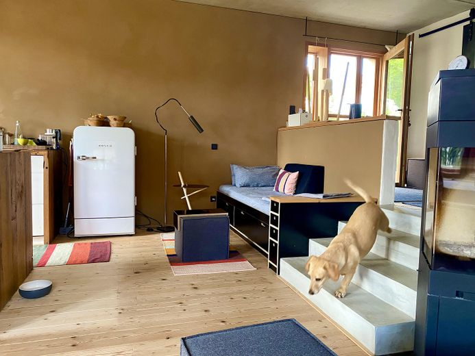 Besonderes Haus mit zeitloser Architektur & ELW am Simssee – Foto 6